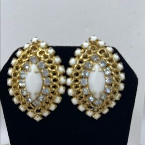 Vintage Hobe Elegant Gold and White Teardrop Earrings Large Chinky